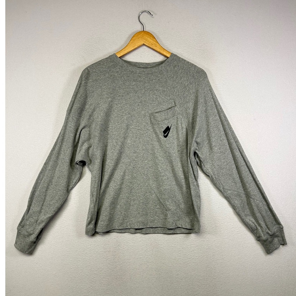Athleisure Nike Womens‎ Medium Grey Long Sleeve Pocket Asymmetrical Seam Top